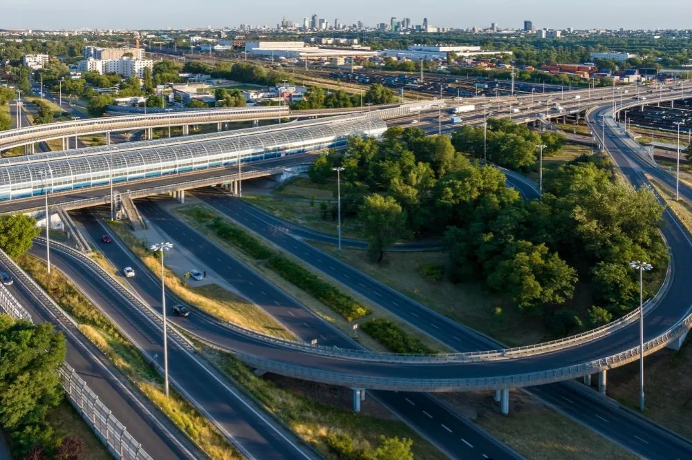 Czy wszystkie autostrady są bezpłatne? Sprawdź, które wymagają opłat